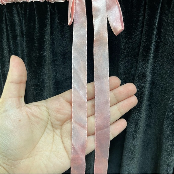 Jeannie Nitro Stretch Black Velvet Mini Dress with Pink Marabou Trim Size Large - Picture 7 of 9